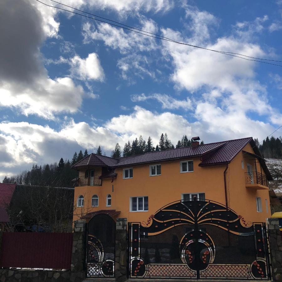 Sadyba Domashniy Zatyshok Pilipets Exterior foto